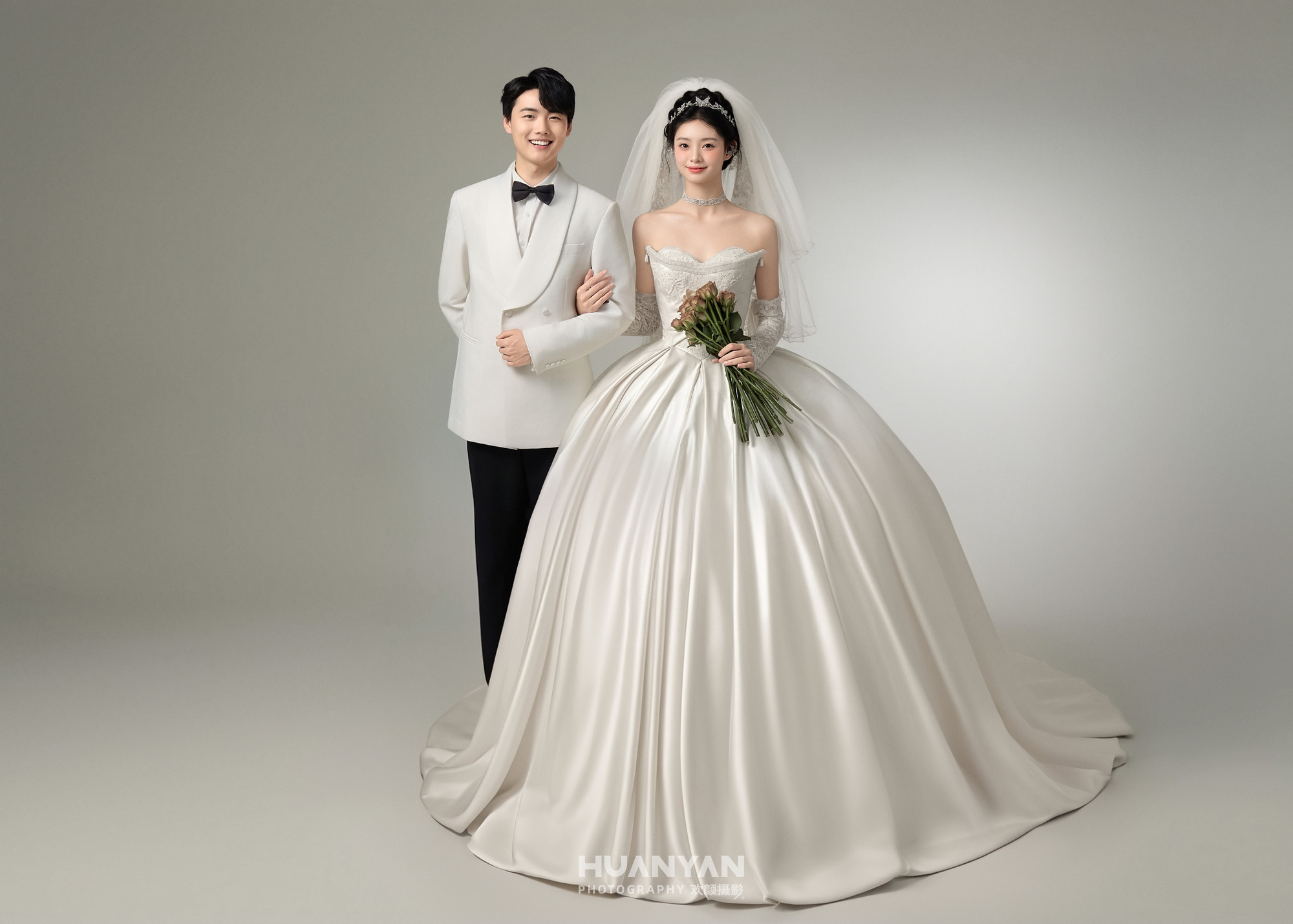棕梦：简约风婚纱照室内实拍