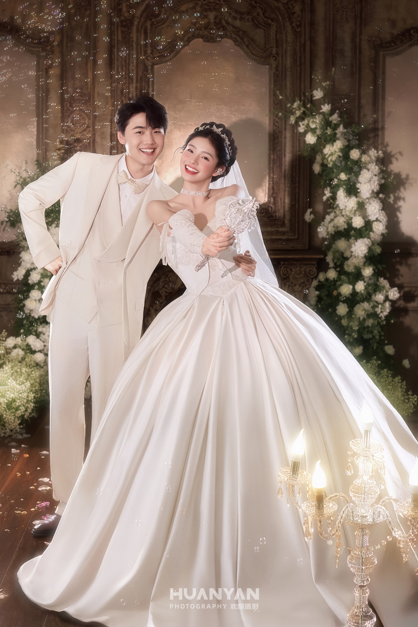 高级感风婚纱照 · 雪景场景 · 雪光客片