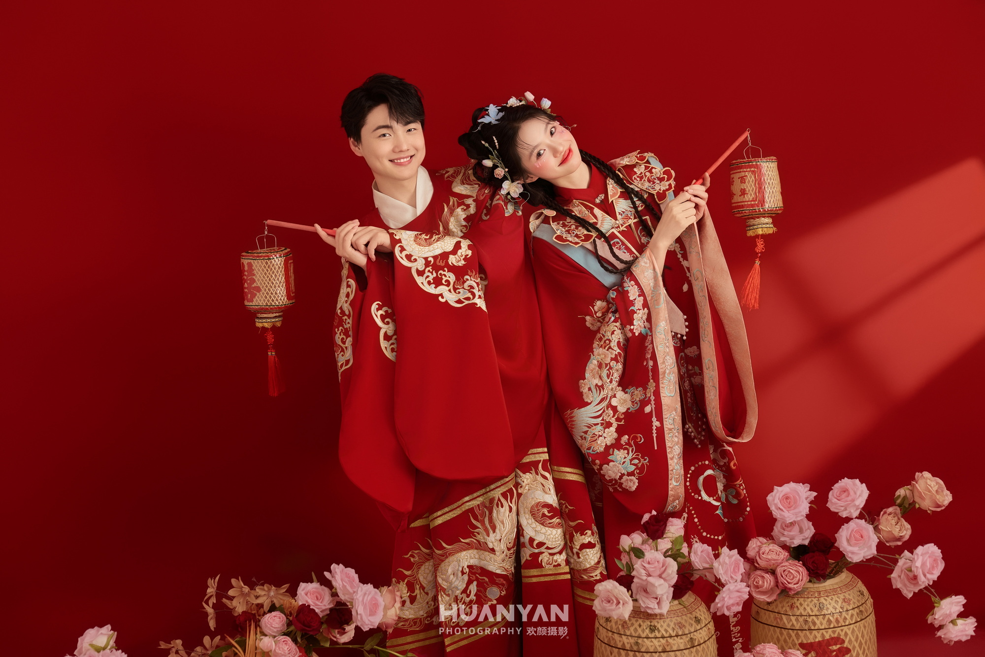 柔缘：简约风婚纱照室内实拍