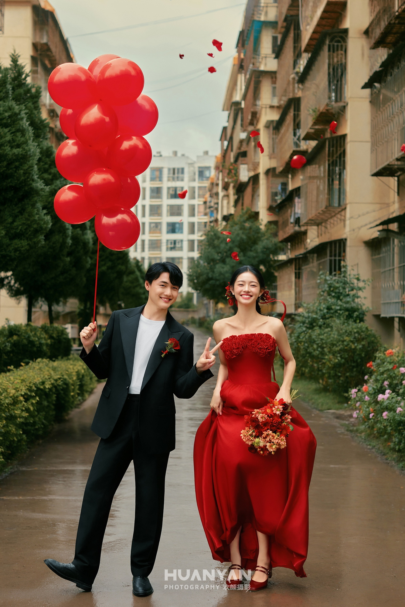 简约风婚纱照 · 室内场景 · 恋歌客片