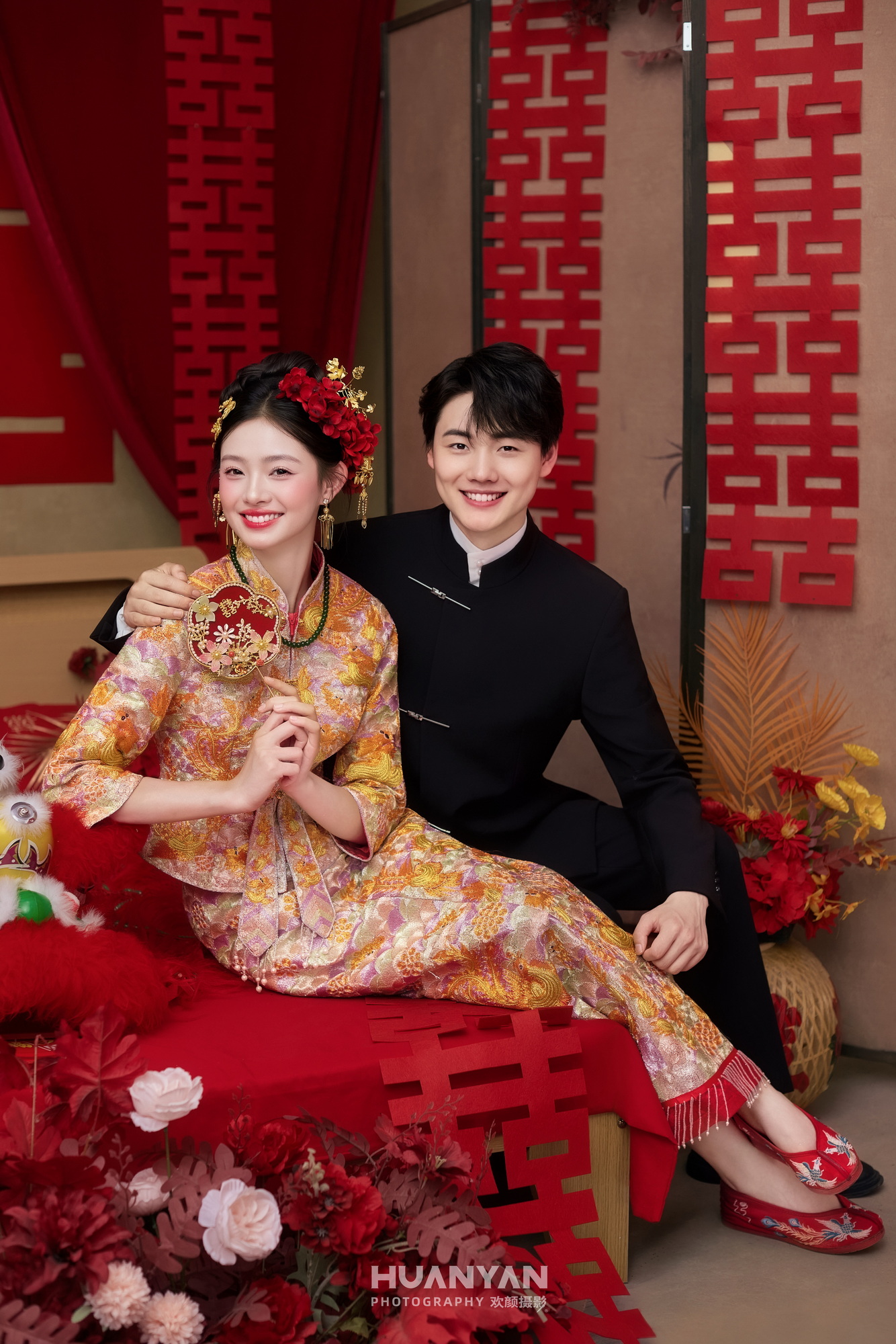 室内喜嫁风婚纱照实拍（金狮呈祥系列）