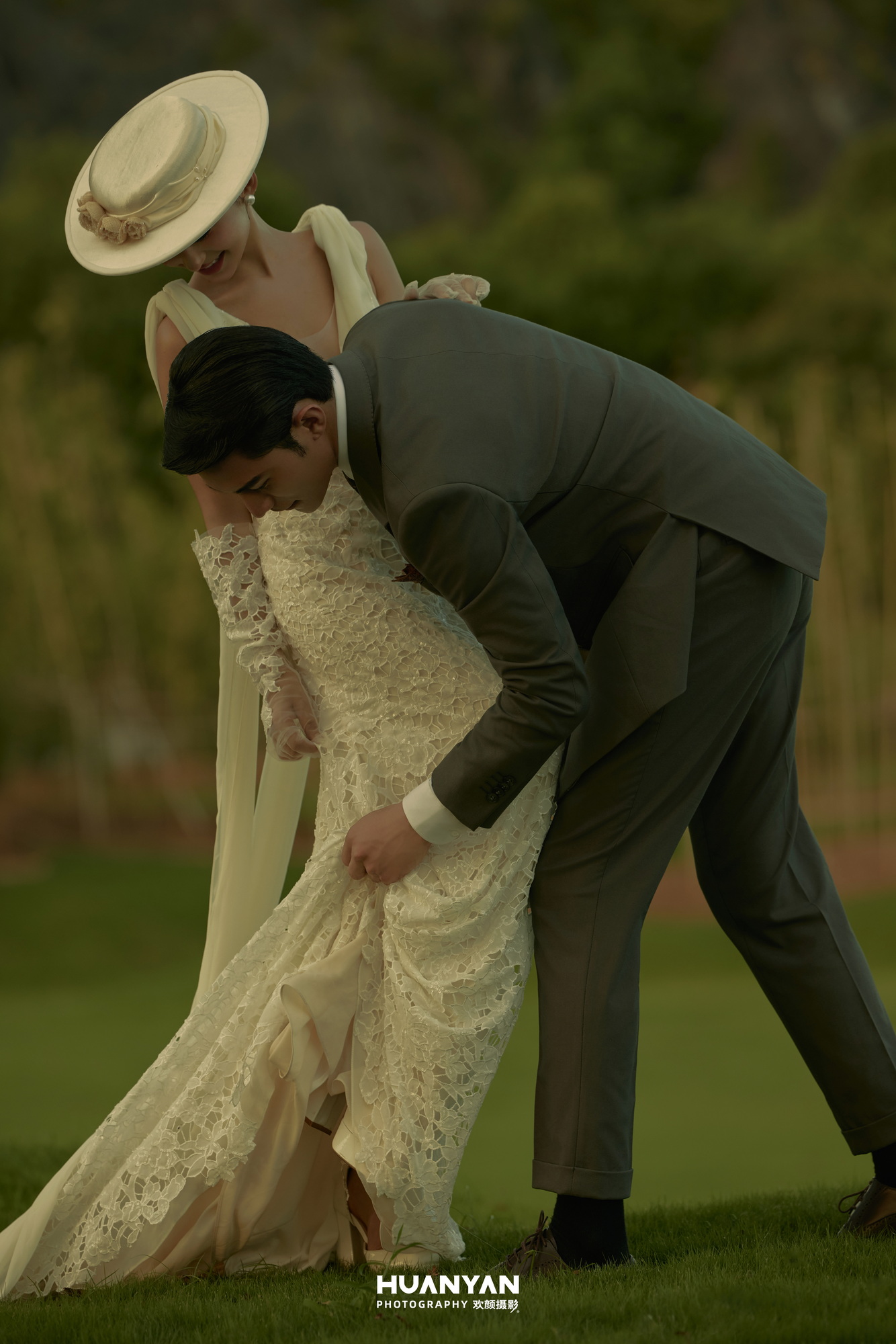 草地轻氧风婚纱照实拍（青野旧梦系列）
