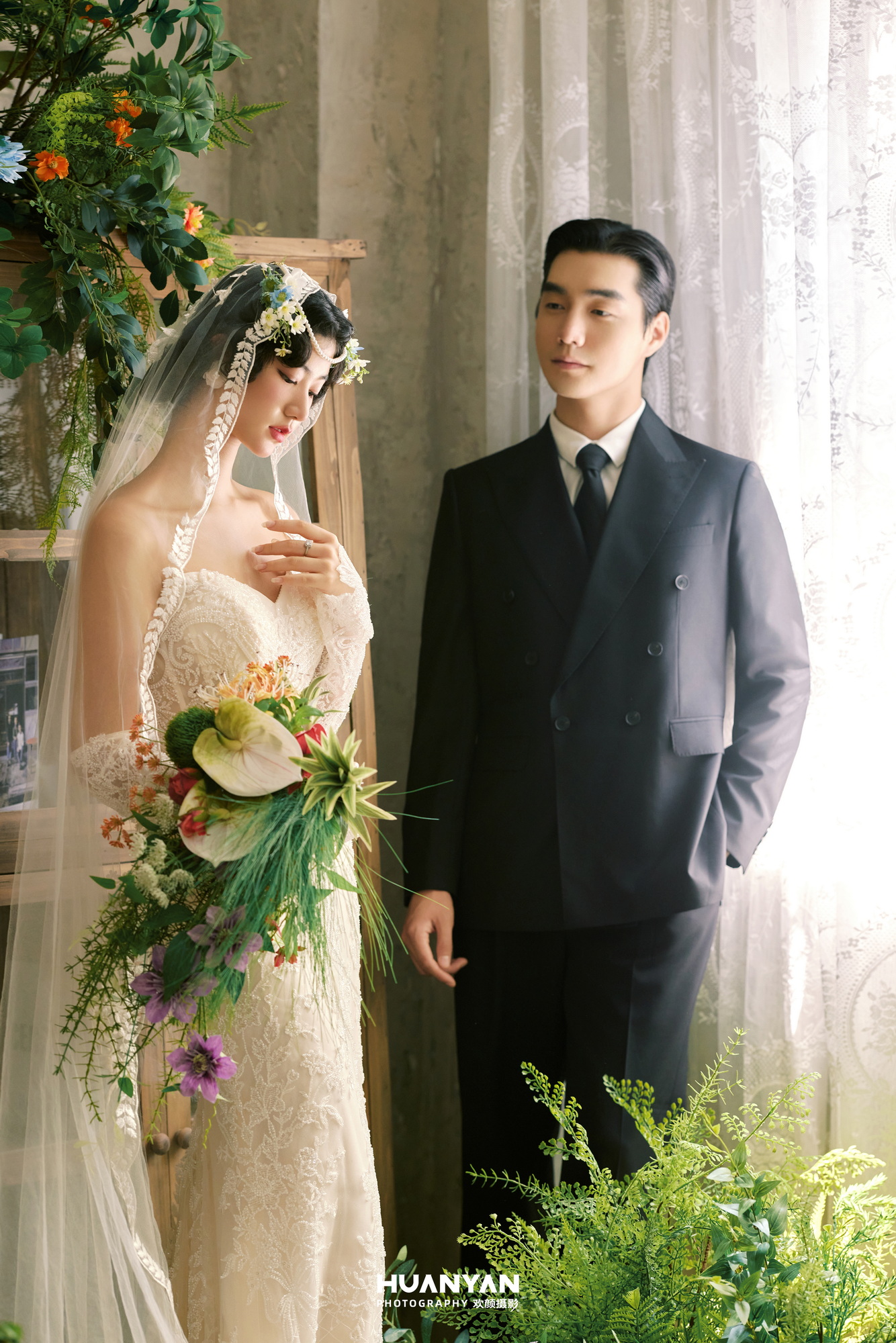 轻氧风婚纱照 · 草地场景 · 青语客片
