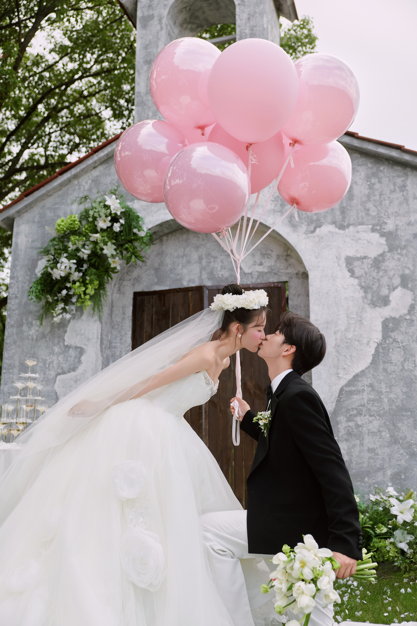 简约风婚纱照 · 室内场景 · 初誓客片